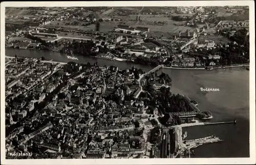 Ak Konstanz am Bodensee, Blick auf den Ort, Fliegeraufnahme