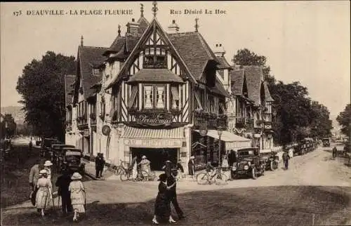 Ak Deauville La Plage Fleurie Calvados, Rue Desire Le Hoc