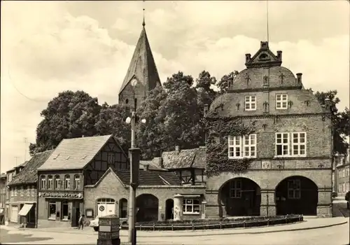 Ak Gadebusch in Mecklenburg, Rathaus