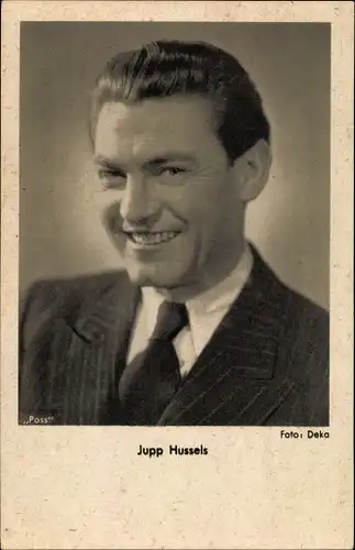 Ak Schauspieler Jupp Hussels, Portrait im Anzug