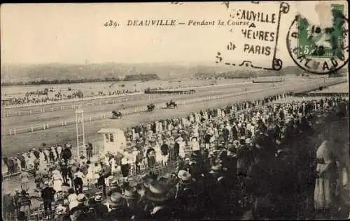 Ak Deauville Calvados, Pendant la Course