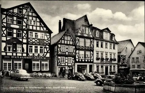 Ak Hachenburg Westerwald Rheinland Pfalz, Alter Markt am Brunnen, Westerwald Bank