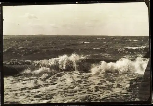 Foto Świnoujście Swinemünde Pommern, Wellenschlag an der Mole