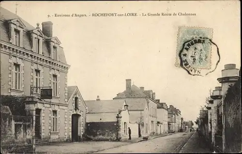 Ak Rochefort sur Loire Maine et Loire, La Grande Route de Chalonnes