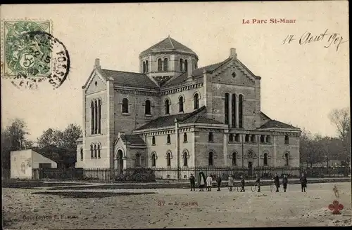 Ak Le Parc Saint Maur Val de Marne, L'Eglise