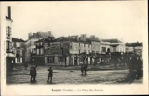 Ak Luçon Vendée, La Place des Acacias