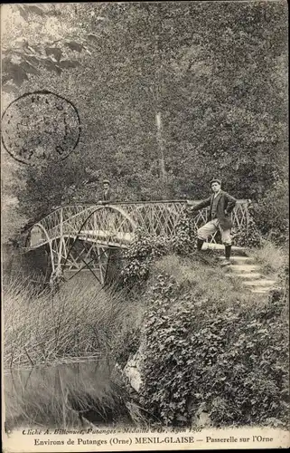 Ak Menil Mesnil Glaise Orne, Passerlle sur l'Orne