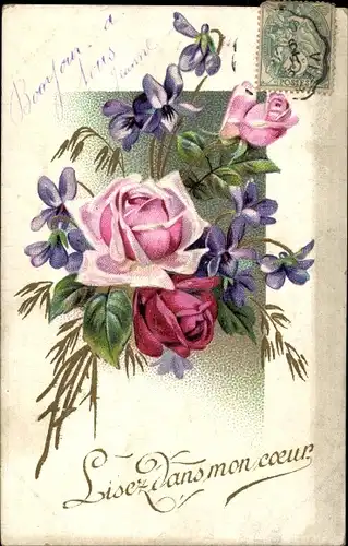 Präge Ak Blumenstrauß, Rosen, Veilchen