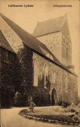 Ak Lychen im Kreis Uckermark, Partie an der Johanniskirche