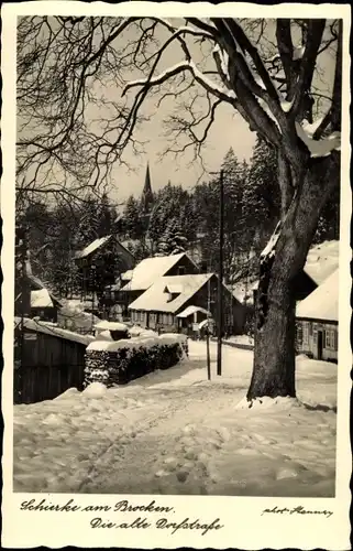 Ak Schierke Wernigerode am Harz, Dorfstraße im Winter