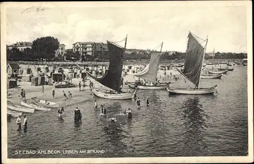 Ak Ostseebad Ahlbeck Heringsdorf auf Usedom, Strandleben, Boote