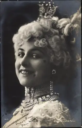 Ak Opernsängerin Geraldine Farrar, Portrait, Schmuck