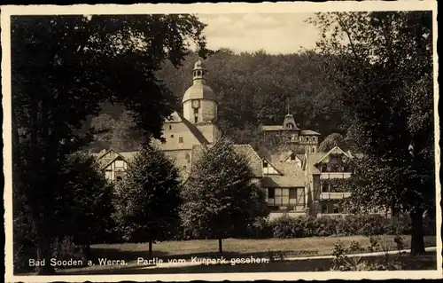 Ak Bad Sooden Allendorf in Hessen, Partie vom Kurpark gesehen