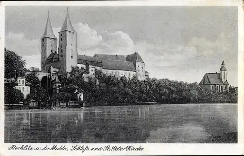 Ak Rochlitz an der Mulde, Muldepartie mit Blick auf Schloss und St. Petrikirche