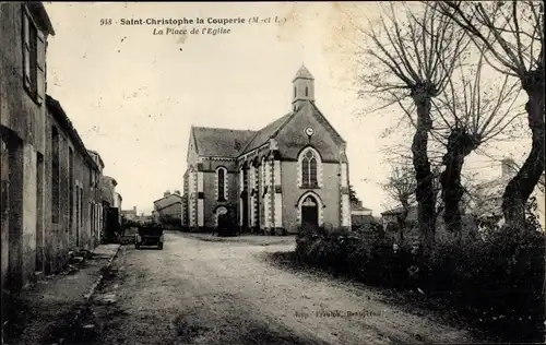 Ak Saint Christophe la Couperie Maine et Loire, La Place de l'Eglise