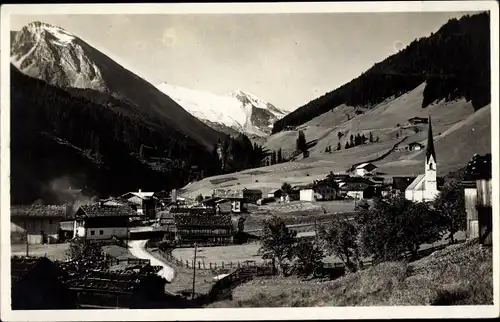 Ak Lanersbach Tux im Zillertal in Tirol, Panorama vom Ort
