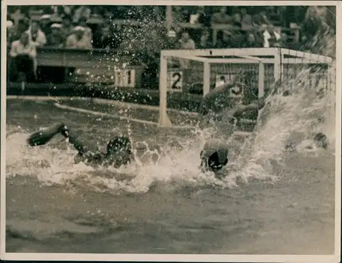Foto Olympische Spiele 1936, Wasserball