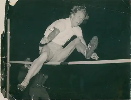 Foto Niederländische Leichtathletin Fanny Blankers-Koen, Hochsprung, Fünfkampf