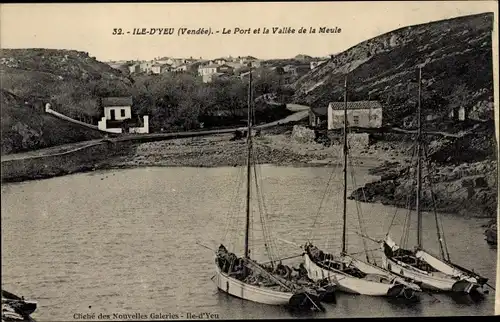 Ak Ile d'Yeu Vendée, Le Port et la Vallee de la Meule