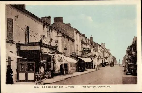 Ak La Roche sur Yon Vendee, Rue Georges Clemenceau