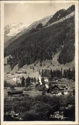 Foto Ak Ginzling in Tirol, Panorama vom Ort
