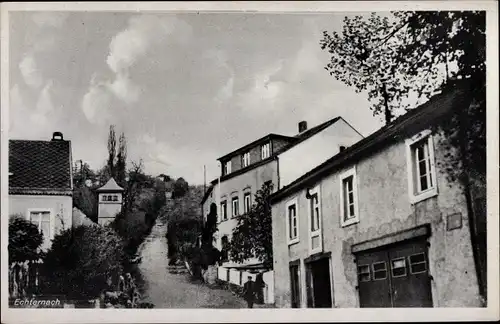 Ak Echternach Luxemburg, Straßenpartie im Ort