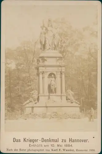 Kabinettfoto Hannover, Kriegerdenkmal, enthüllt 1884, Fotograf Karl F. Wunder