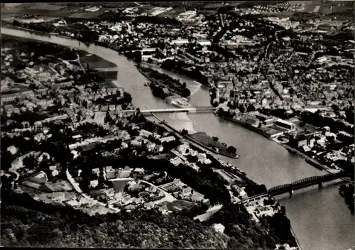 Ak Hameln an der Weser Niedersachsen, Fliegeraufnahme vom Ort, Weserverlauf