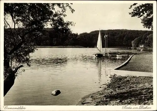 Ak Gremsmühlen Malente, Am Dieksee, Uferansicht mit Segelboot