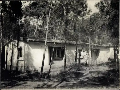 Ak Longeville Vendée, Un Bungalow