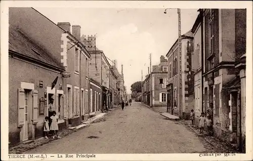Ak Tiercé Maine et Loire, La Rue Principale