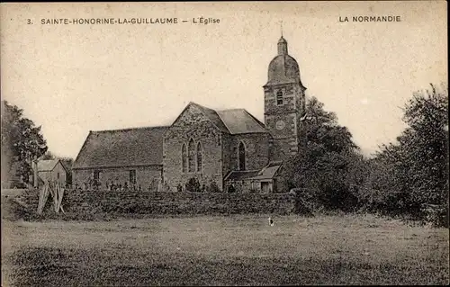 Ak Sainte Honorine la Guillaume Orne, L'Eglise