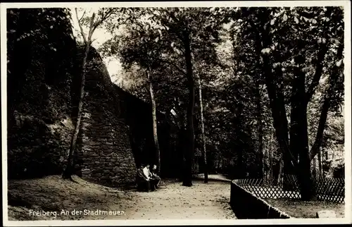 Ak Freiberg im Kreis Mittelsachsen, An der Stadtmauer