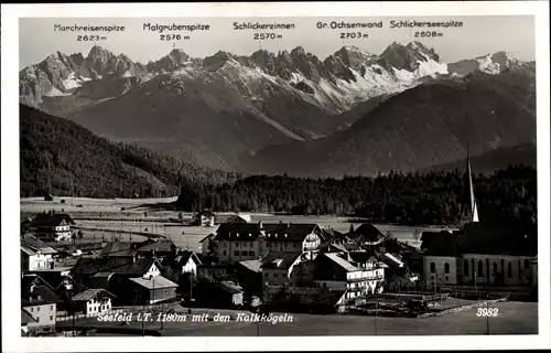 Ak Seefeld in Tirol, Totalansicht der Ortschaft, Kaltkögeln, Ochsenwand, Schlickerzinnen