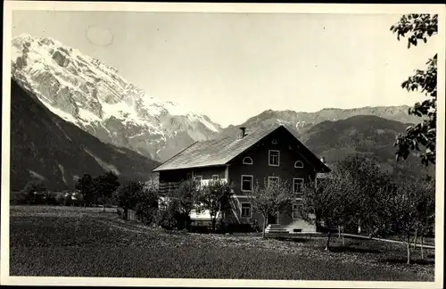 Foto Ak Golling an der Salzach in Salzburg, Blick auf ein Berghotel