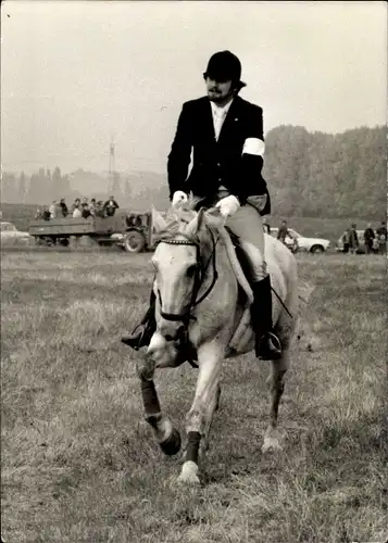 Foto Pferd mit Reiter, Querfeldeinrennen, Foto Mitschke, Wiesbaden