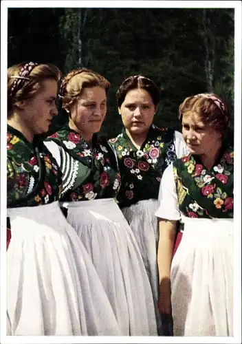 Ak Oberhessische Trachten, Frauen bei der Tanzpause