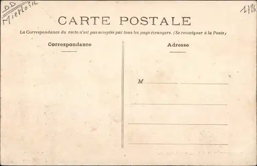 Ak Saint Mathurin Maine et Loire, Rue Principale