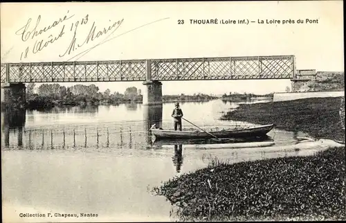 Ak Thouaré Lieu Loire Atlantique, La Loire pres du Pont