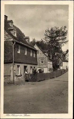 Ak Thum im Erzgebirge Sachsen, Alte Häuser, Straßenpartie