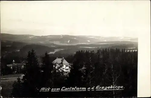 Foto Ak Auerbach im Vogtland, Blick vom Carlsturm auf das Erzgebirge