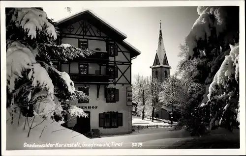 Ak Gnadenwald in Tirol, Kuranstalt, Kirchturm