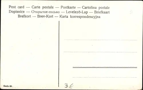 Ak Junge und Mädchen in bayrischen Trachten, Dirndl, Lederhose, Gebirge