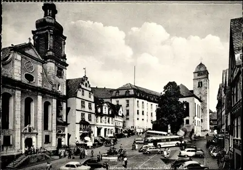 Ak Hachenburg im Westerwald, Alter Markt, Autos, Busse