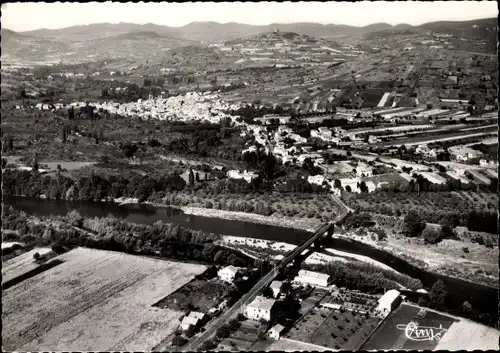 Ak Les Martres de Veyre Puy de Dôme, Vue aerienne sur l'Allier, le Pont de Mirefleurs