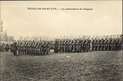 Ak Saint Cyr Yvelines, Ecole, La presentation du Drapeau