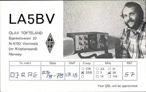 Ak QSL Karte, Funkerkarte, LA5BV, Mann mit Funkgerät, Olav Tofteland, Vennesla, Norwegen