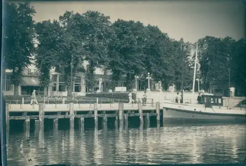 Foto Ostseebad Warnemünde Rostock, Cafe Herbst am Strand