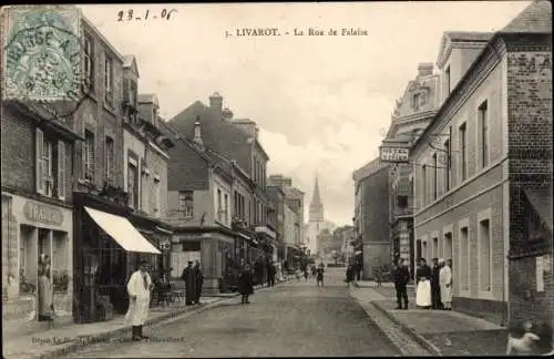 Ak Livarot Calvados, La Rue de Falaise