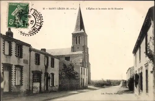 Ak Saint Léger Maine et Loire, L'Eglise et la route de Saint Macaire